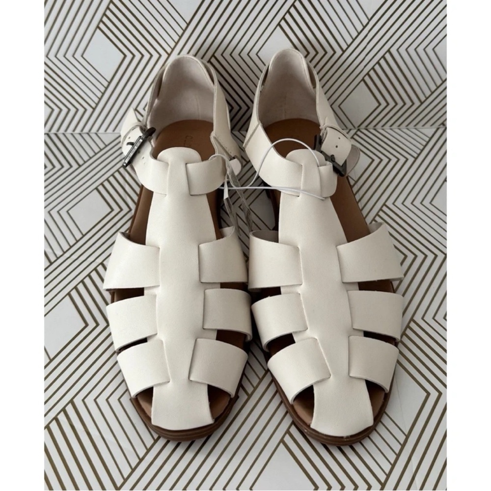 Old Navy Women's White Strappy Sandals